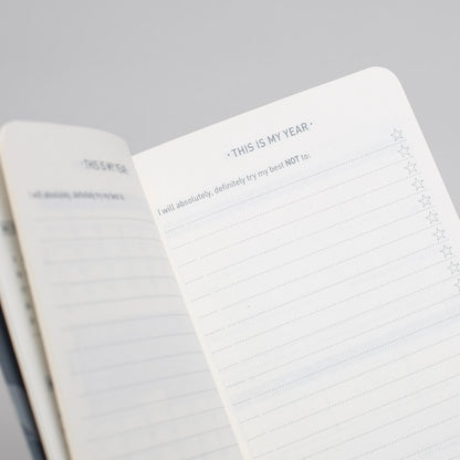 Matilda Myres | 2027 Diary - Slim Weekly Planner with Notes | Week-to-View in Blue