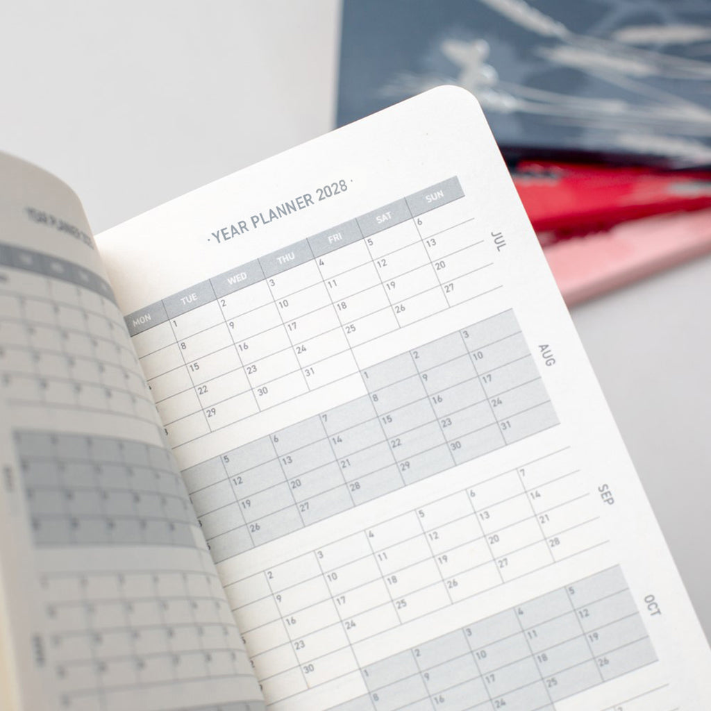 Matilda Myres | 2027 Diary - Slim Weekly Planner with Notes | Week-to-View in Grey