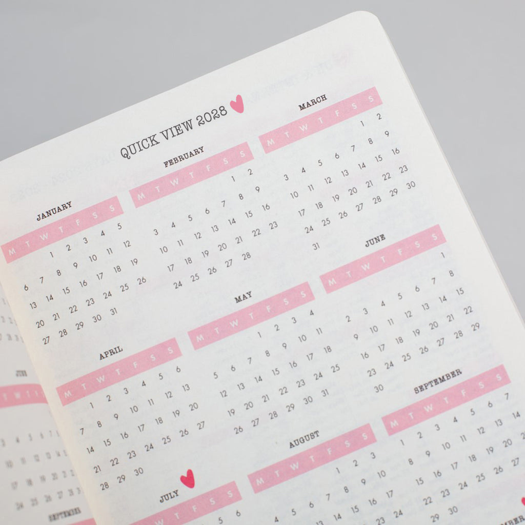 Matilda Moo | 2027 Diary - A5 Weekly Planner | Week-to-View in Mint